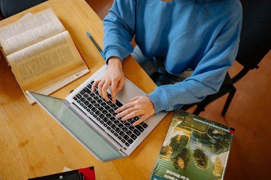 How Online Schools and Flexible Learning Are Reshaping High School Education