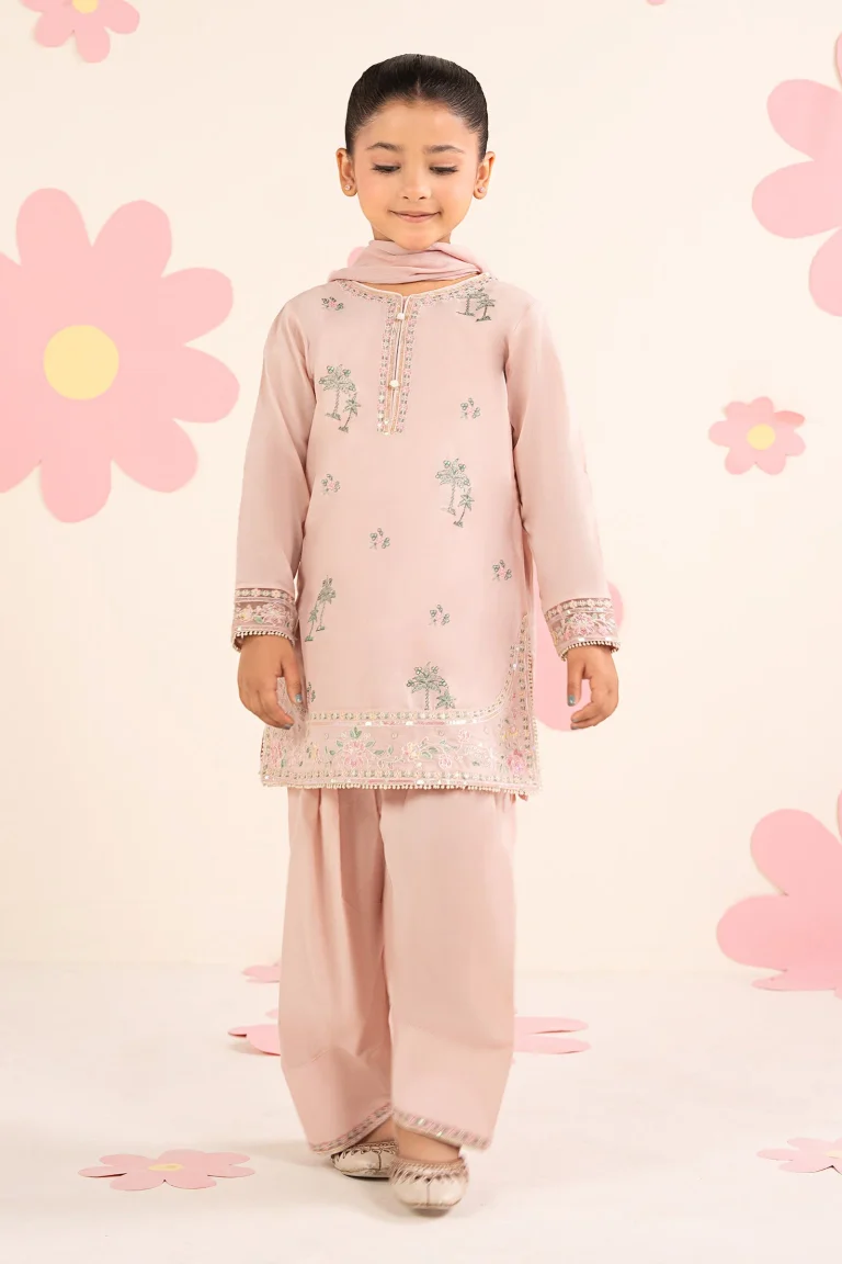 MKD_EA26_08_Pink_Front_B